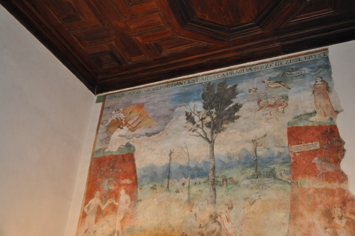Zrestaurovaná malba v rytířském sále Mázhaus